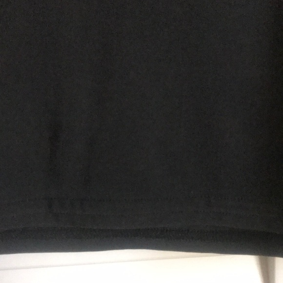 Black Under Armour Long-sleeve Active T - Picture 3 of 7